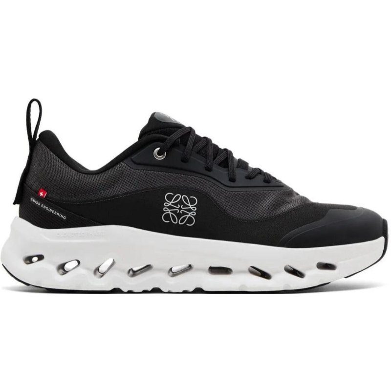 Black/White