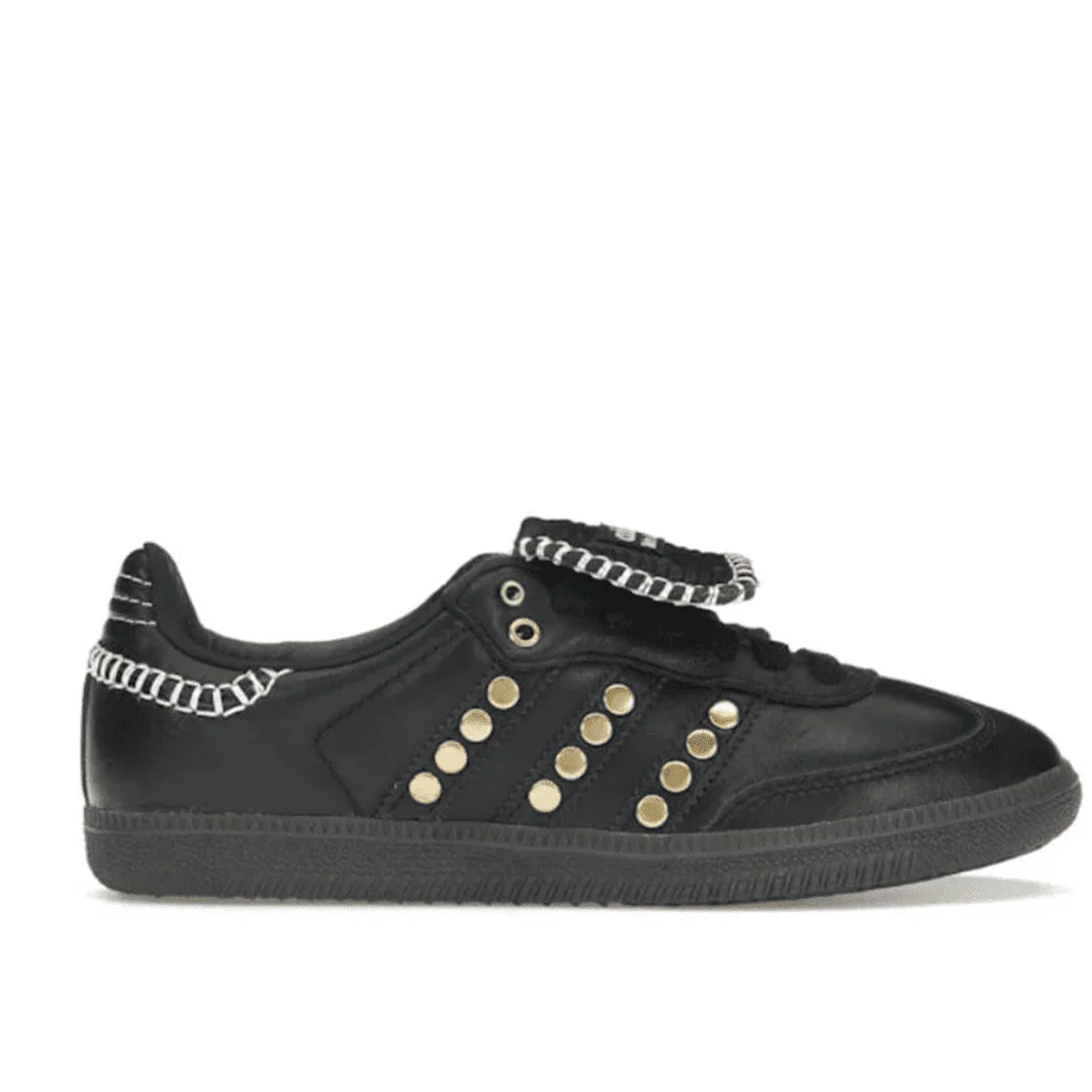Black / Gold