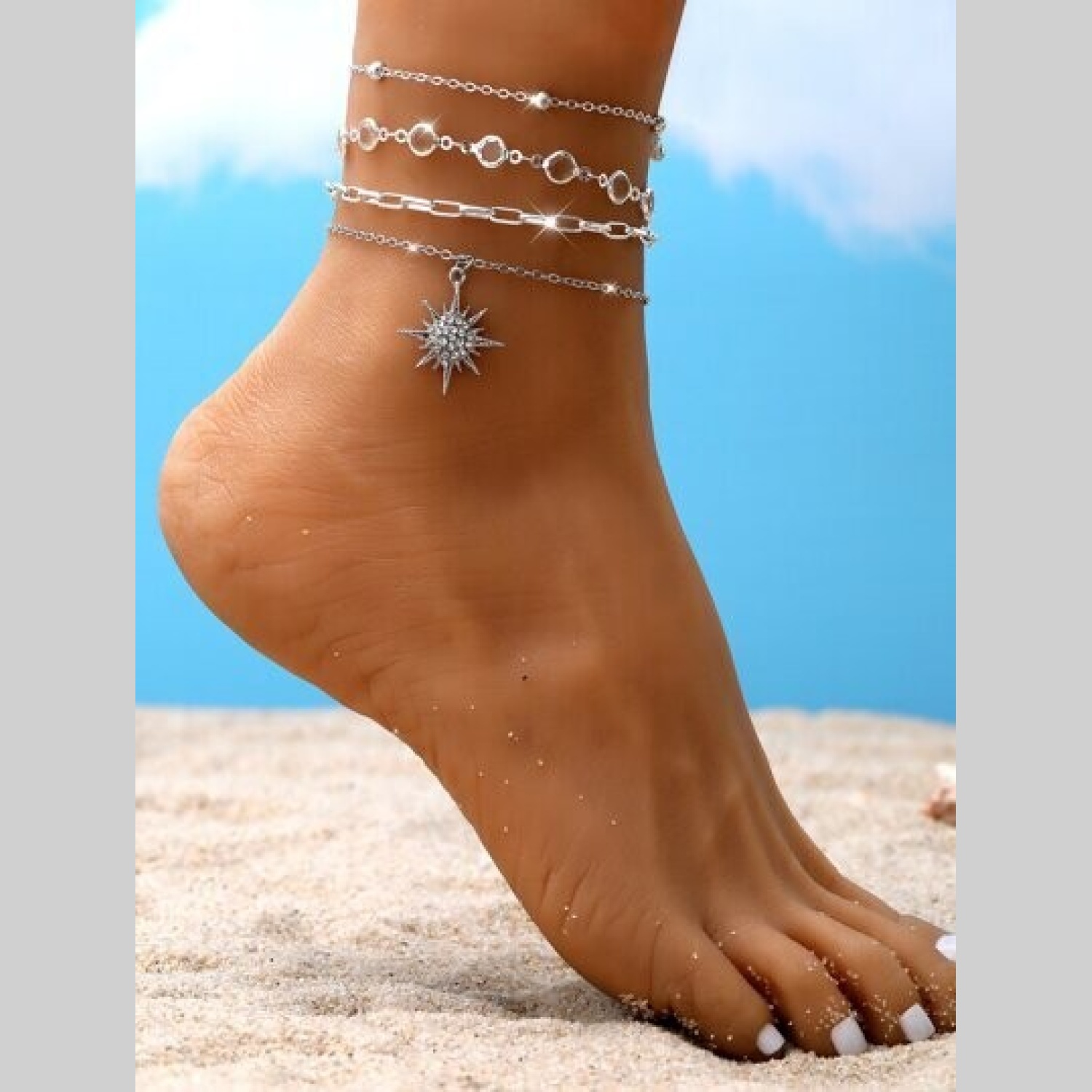 QUEEN'S ANKLET